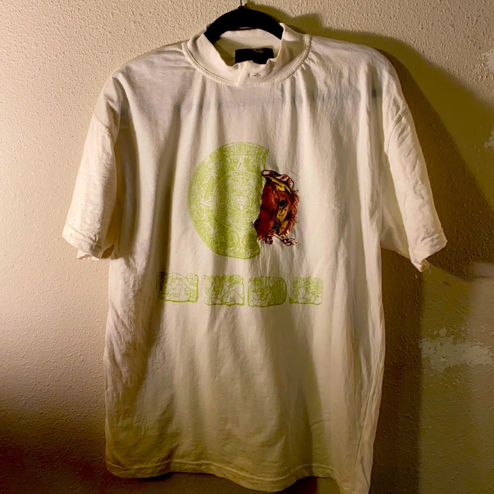 Bugatchi white t shirt with green and brown logo